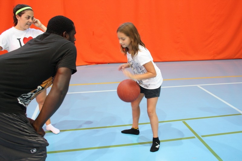 Village Camps International Summer Camp Leysin, Switzerland 2025-08-09 https://www.villagecamps.com/journals_admin/images/707-24-basketball (32).jpg